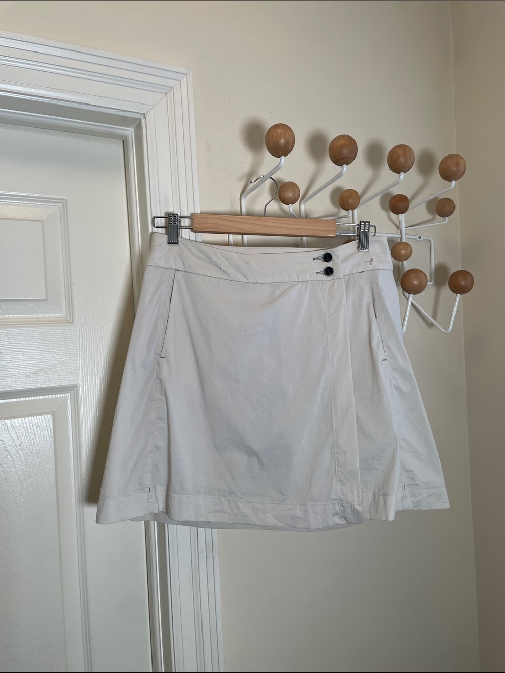 Arc'Teryx - Classic Outdoor Hiking Shorts / Skirt Skorts - Cream - M